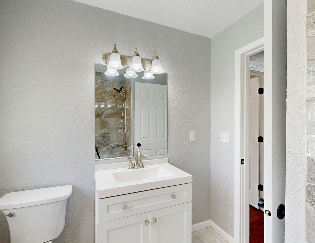 best paint for bathroom walls and ceiling